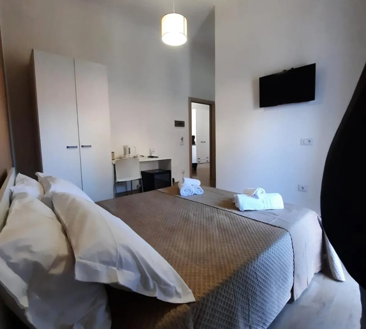 Le Camere Di Via Meccio Palermo Italia